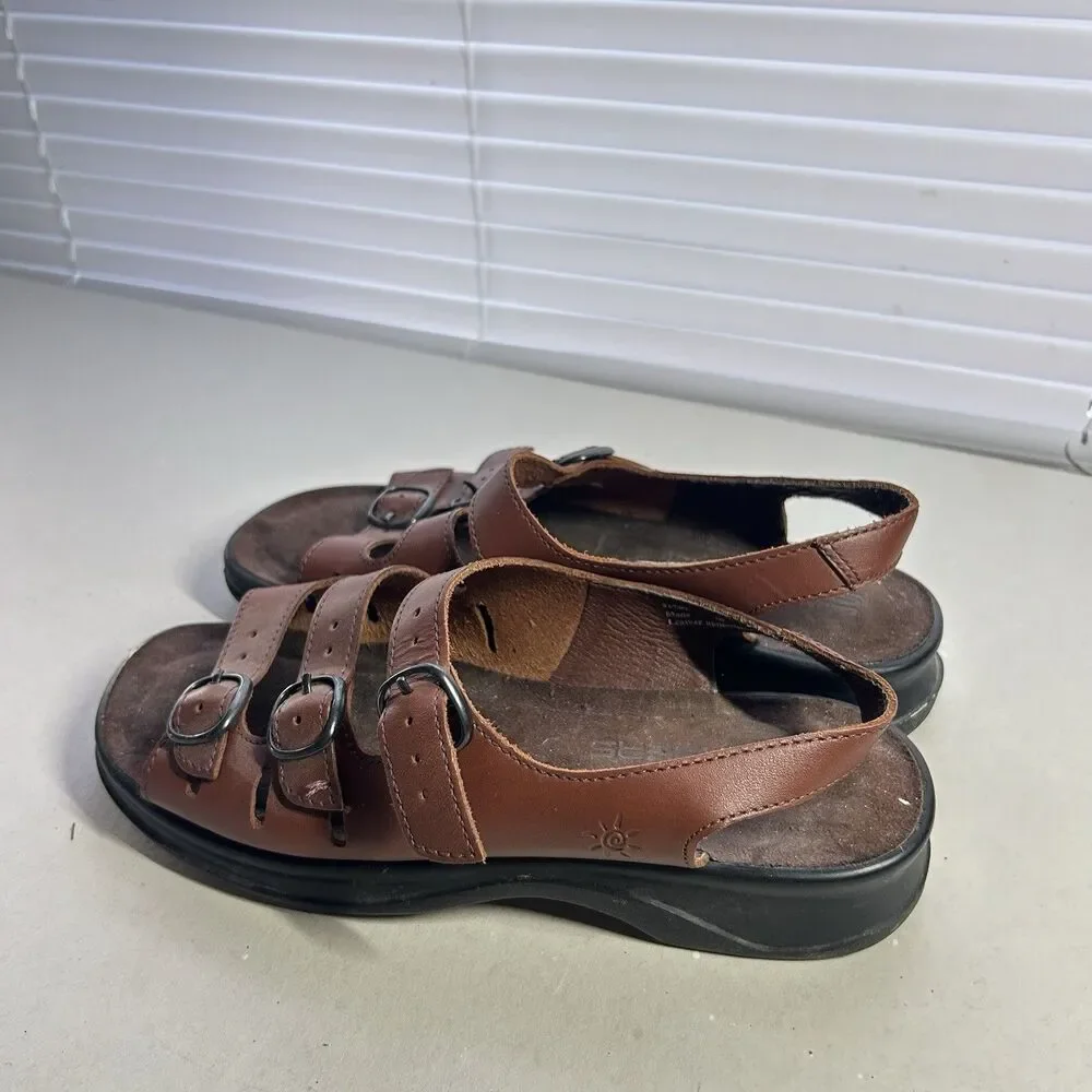CLARKS Springers Dk BROWN Strappy Leather Low Heel Sandals - 7.5 M - Picture 4 of 11